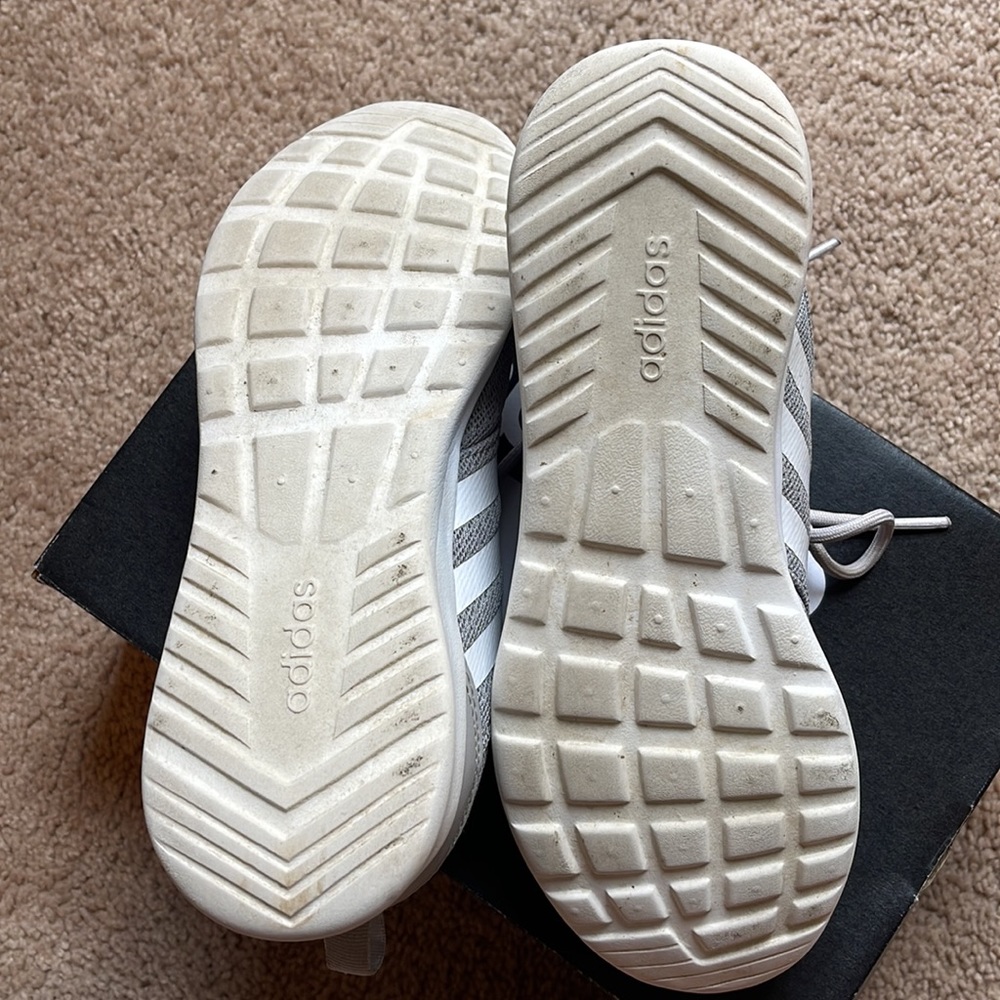 Adidas - Picture 6 of 10